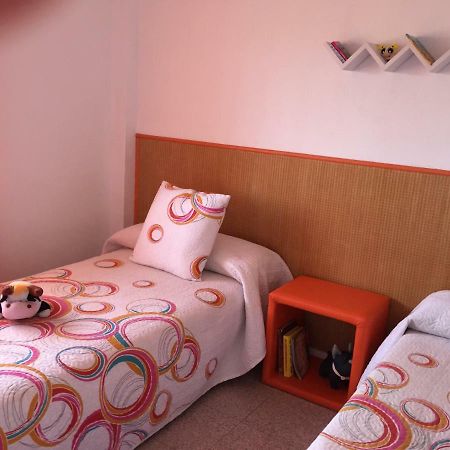 Bonito Y Acogedor Apartamento Con Fibra Salou Extérieur photo