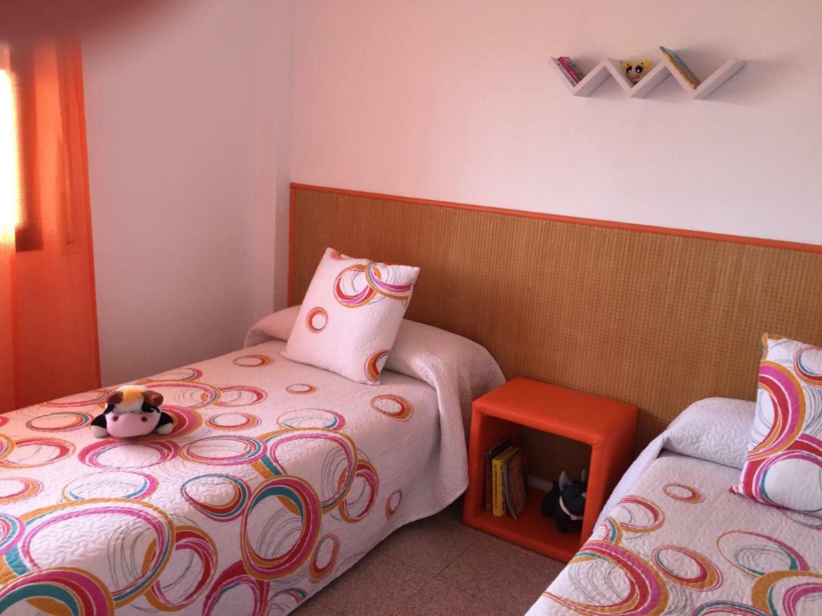 Bonito Y Acogedor Apartamento Con Fibra Salou Extérieur photo
