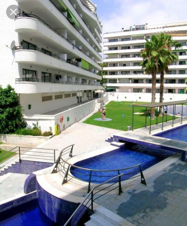 Bonito Y Acogedor Apartamento Con Fibra Salou Extérieur photo